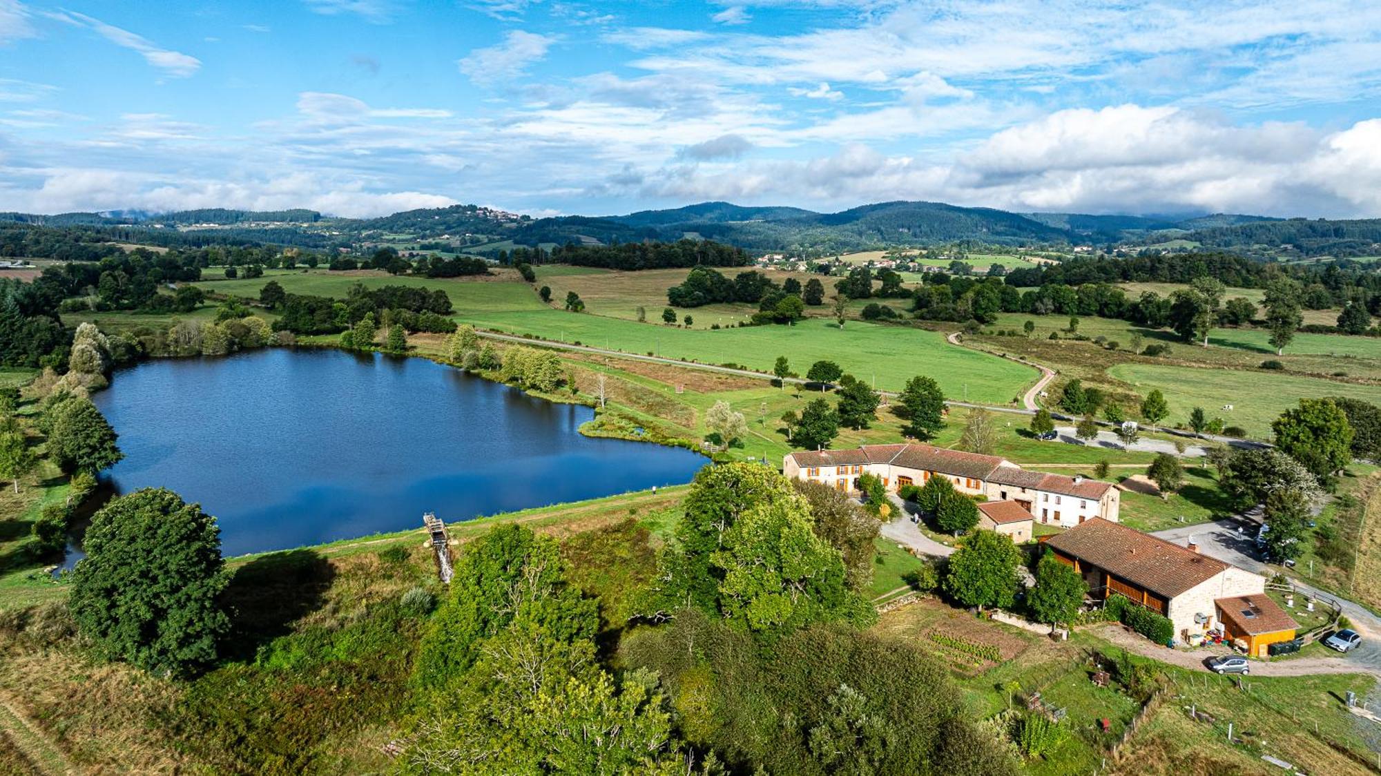 Domaine De La Plagnette Hotel Les Salles Luaran gambar