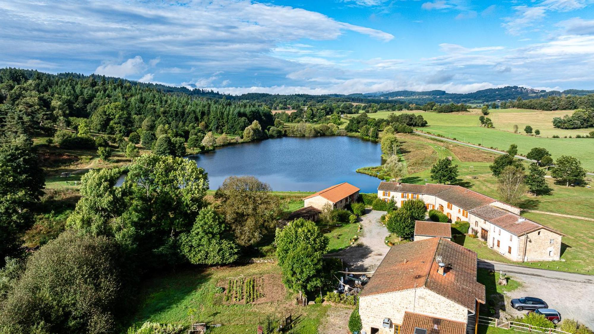 Domaine De La Plagnette Hotel Les Salles Luaran gambar