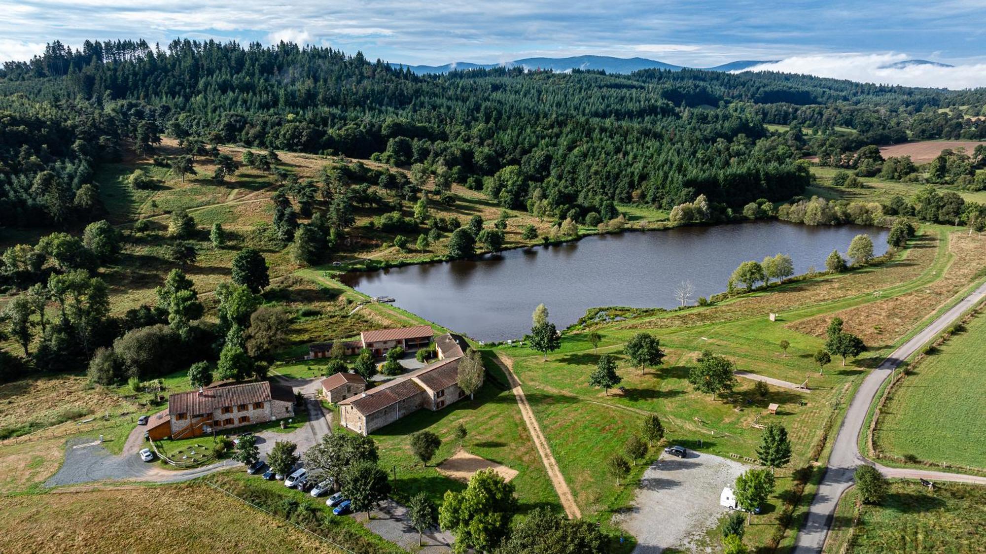Domaine De La Plagnette Hotel Les Salles Luaran gambar