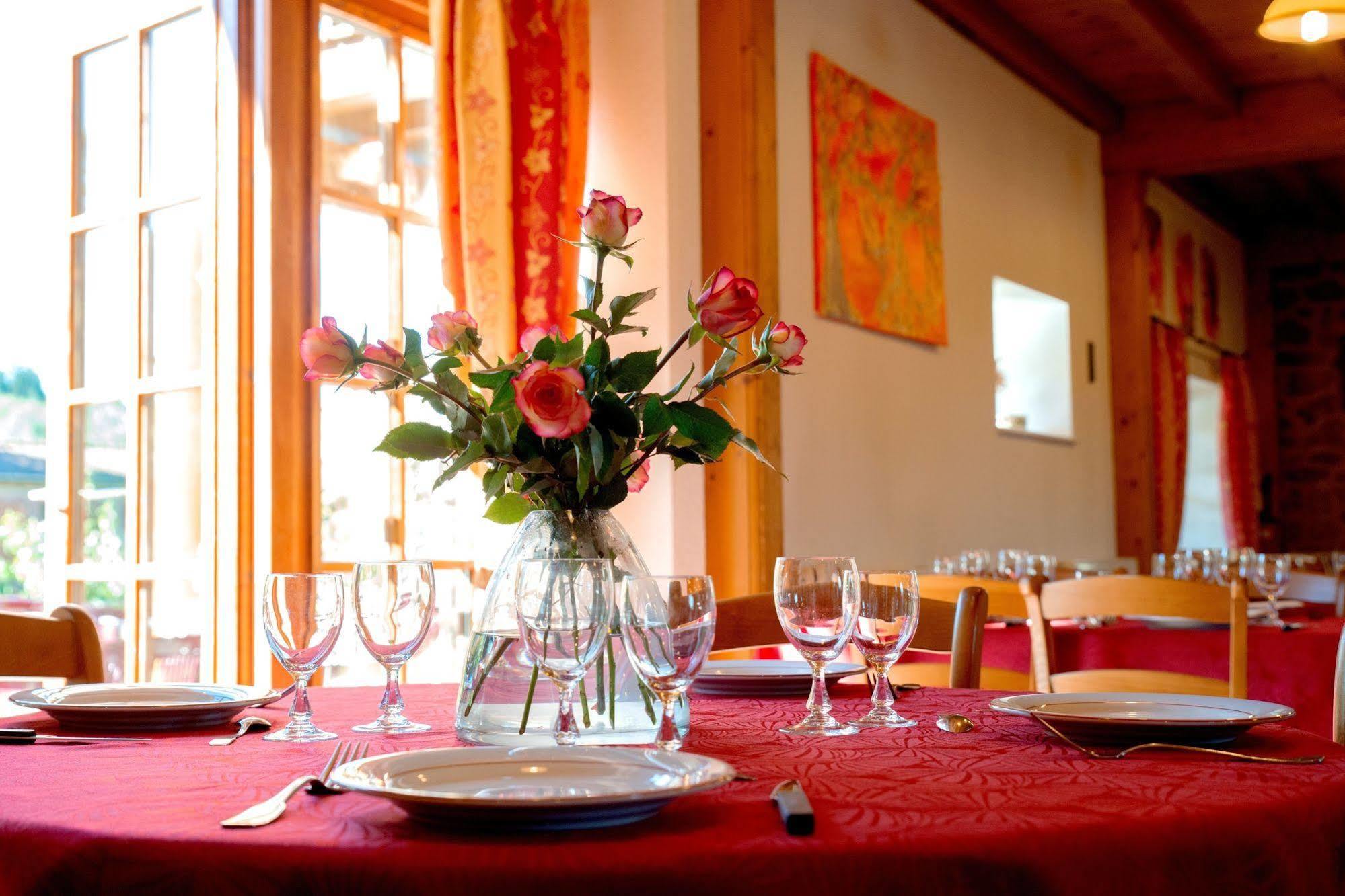 Domaine De La Plagnette Hotel Les Salles Luaran gambar